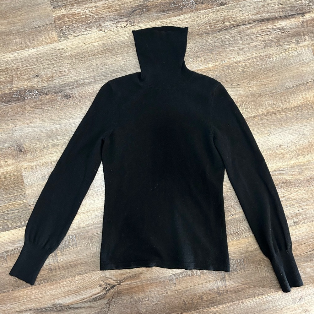 Ann Taylor Cashmere Turtleneck Sweater in Black